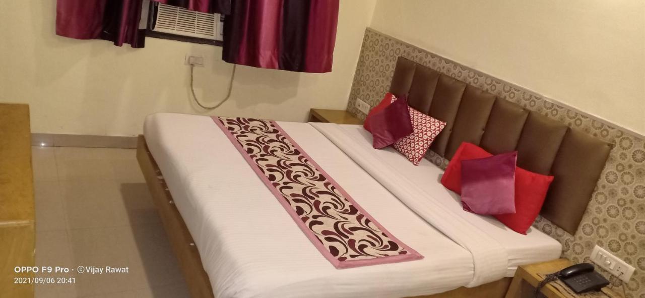 Hotel Golden Gate Νέο Δελχί Εξωτερικό φωτογραφία