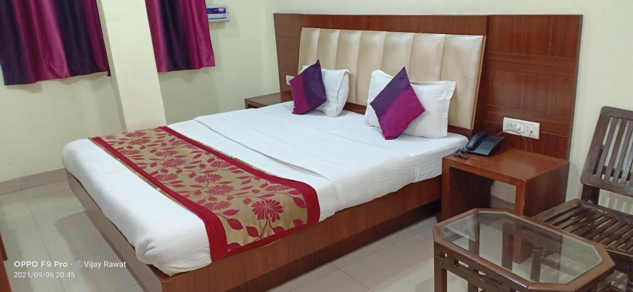 Hotel Golden Gate Νέο Δελχί Εξωτερικό φωτογραφία
