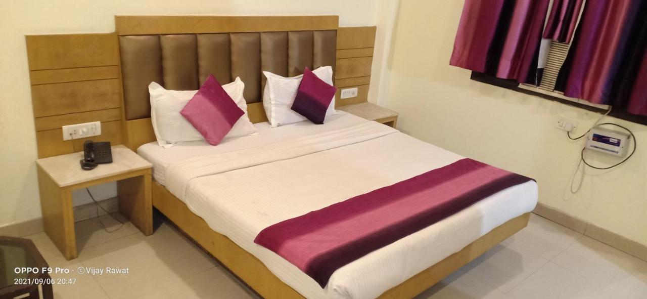 Hotel Golden Gate Νέο Δελχί Εξωτερικό φωτογραφία